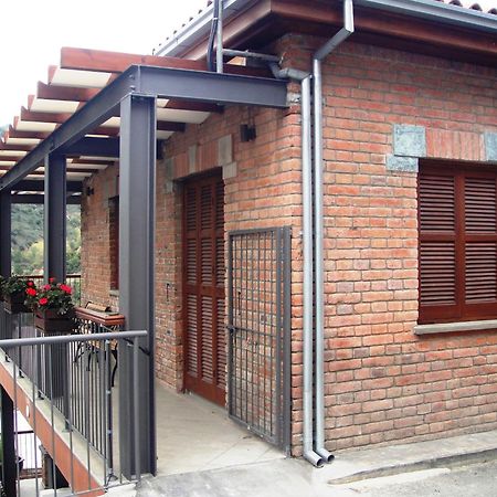 Archontiko I Misirlou Guest House Kalopanagiotis Bilik gambar