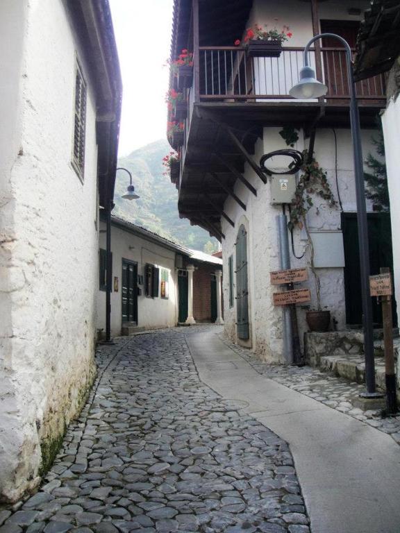 Archontiko I Misirlou Guest House Kalopanagiotis Luaran gambar