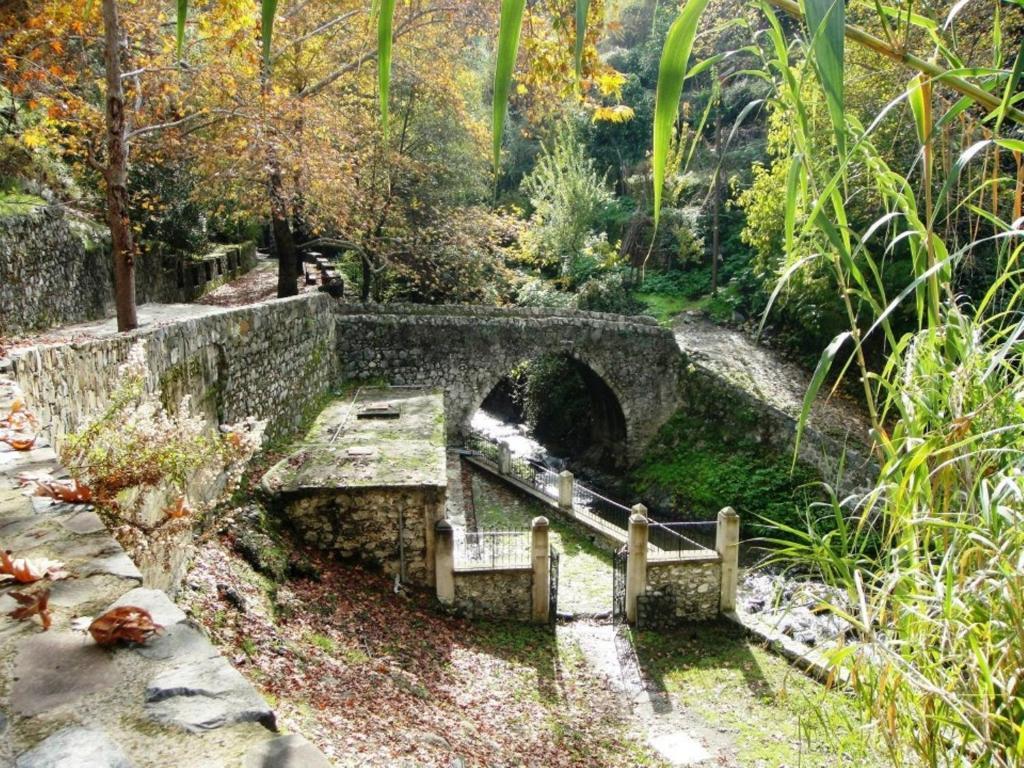 Archontiko I Misirlou Guest House Kalopanagiotis Luaran gambar